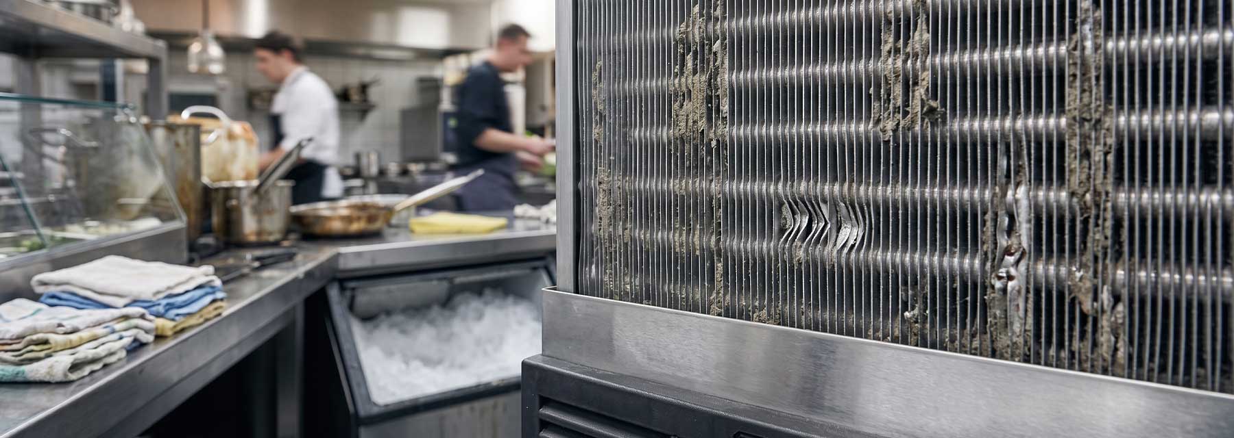 Typische Fehler bei der Pflege und Wartung von Eiswürfelmaschinen in der Gastronomie